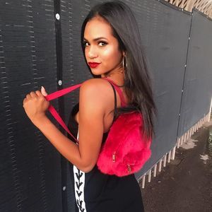 Meet your Posher, Carly